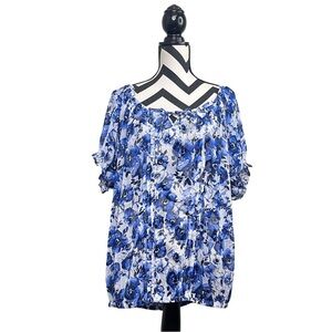 Torrid Bloomcore Floral Sheer Sz 2 Short-Sleeve Chiffon Blouse